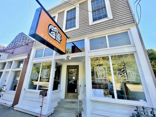 BOURBON BARREL FOODS exterior