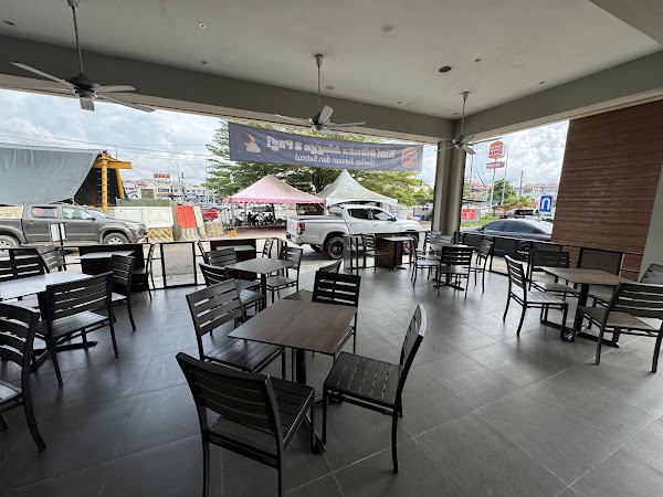 Burger King Putatan - Photo 1