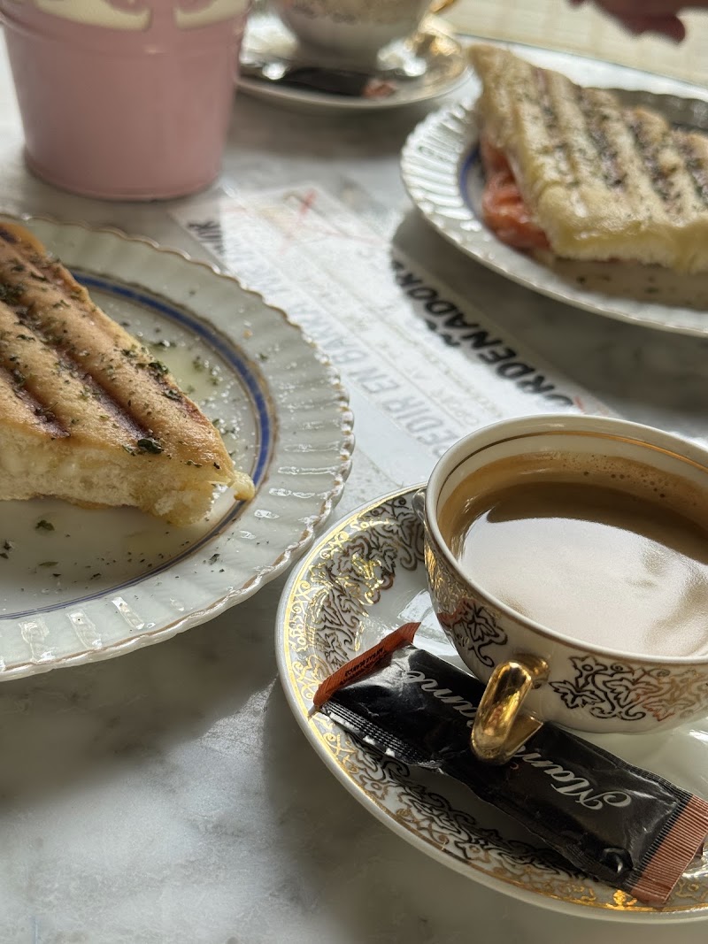 Bread & Coffee