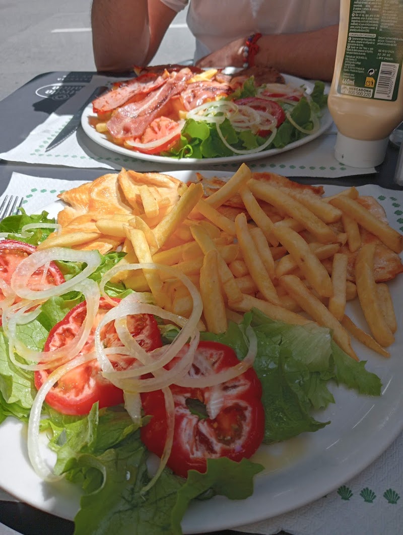 Café Bar FOMENTO photo 5