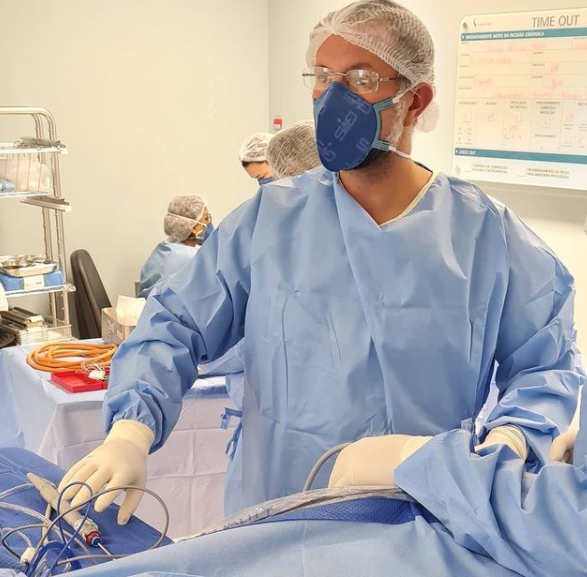 Foto de Médico de Joelho │ Ortopedista │ Cirurgião │ Infiltração no Joelho - Dr. Alexandre Stivanin