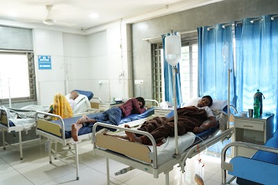 Sankalp Hospital : Urology, Laproscopy, Maternity and Orthopedic centre | Gynecologist in Vadodara