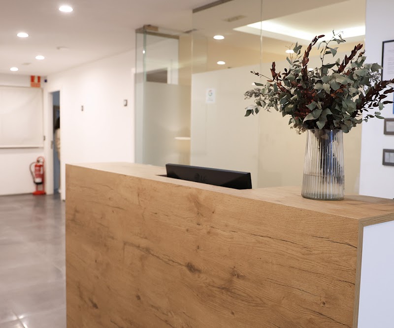 Clínica dental Pico Blanco. Carballo photo 5