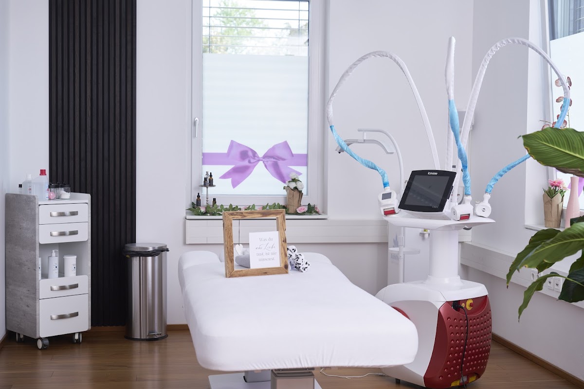 Trevor Sorbie Salon Logo