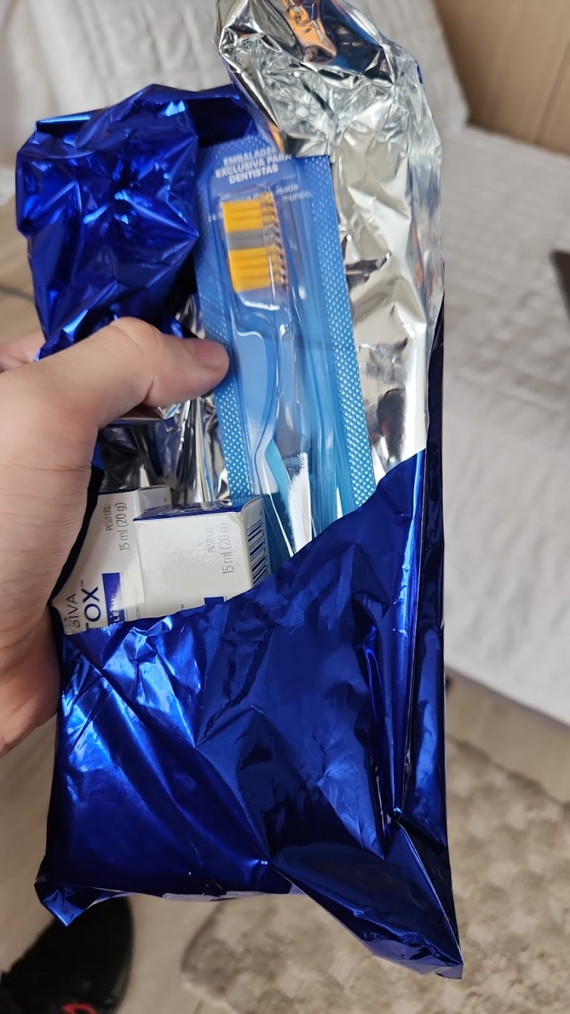 Odontogibson - Dr. Mauricio Gibson - foto 2