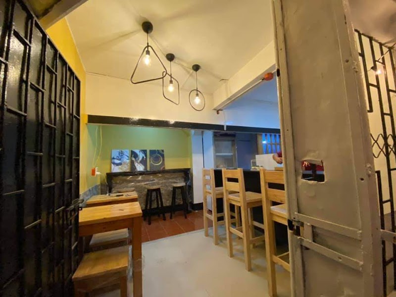 D district diner taguig