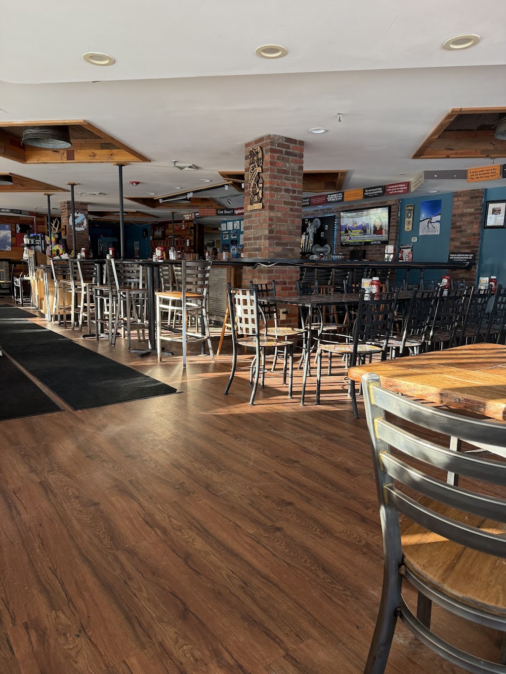 Valley Pub & Restaurant