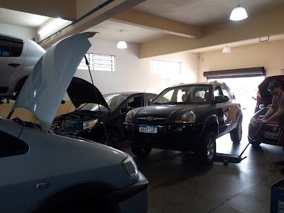 Foto de Auto Mechanics Costa e Silva