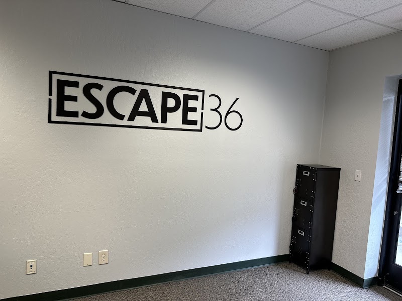 Escape 36 photo 2