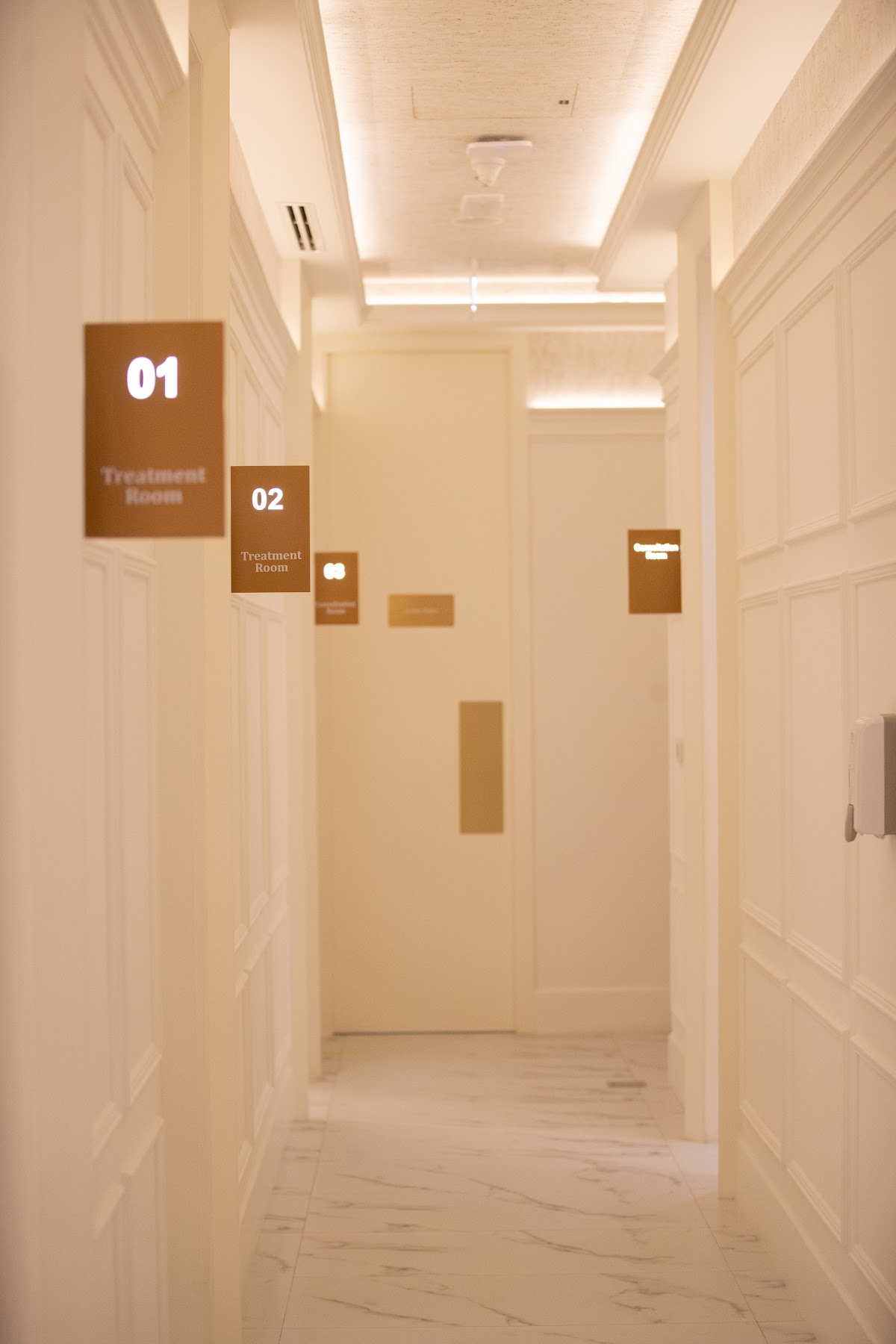 Sesderma skin center Dubai 3