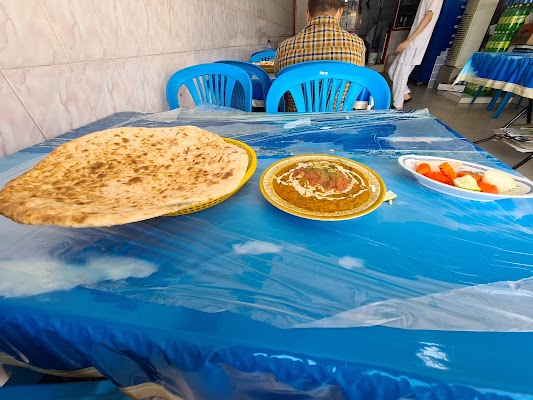 بوفية وجبة السعادة