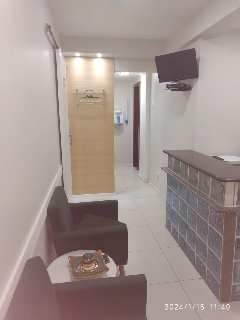 Dentista e Ortodontista - Dr. Eleomar Lima - Recreio dos Bandeirantes - foto 2