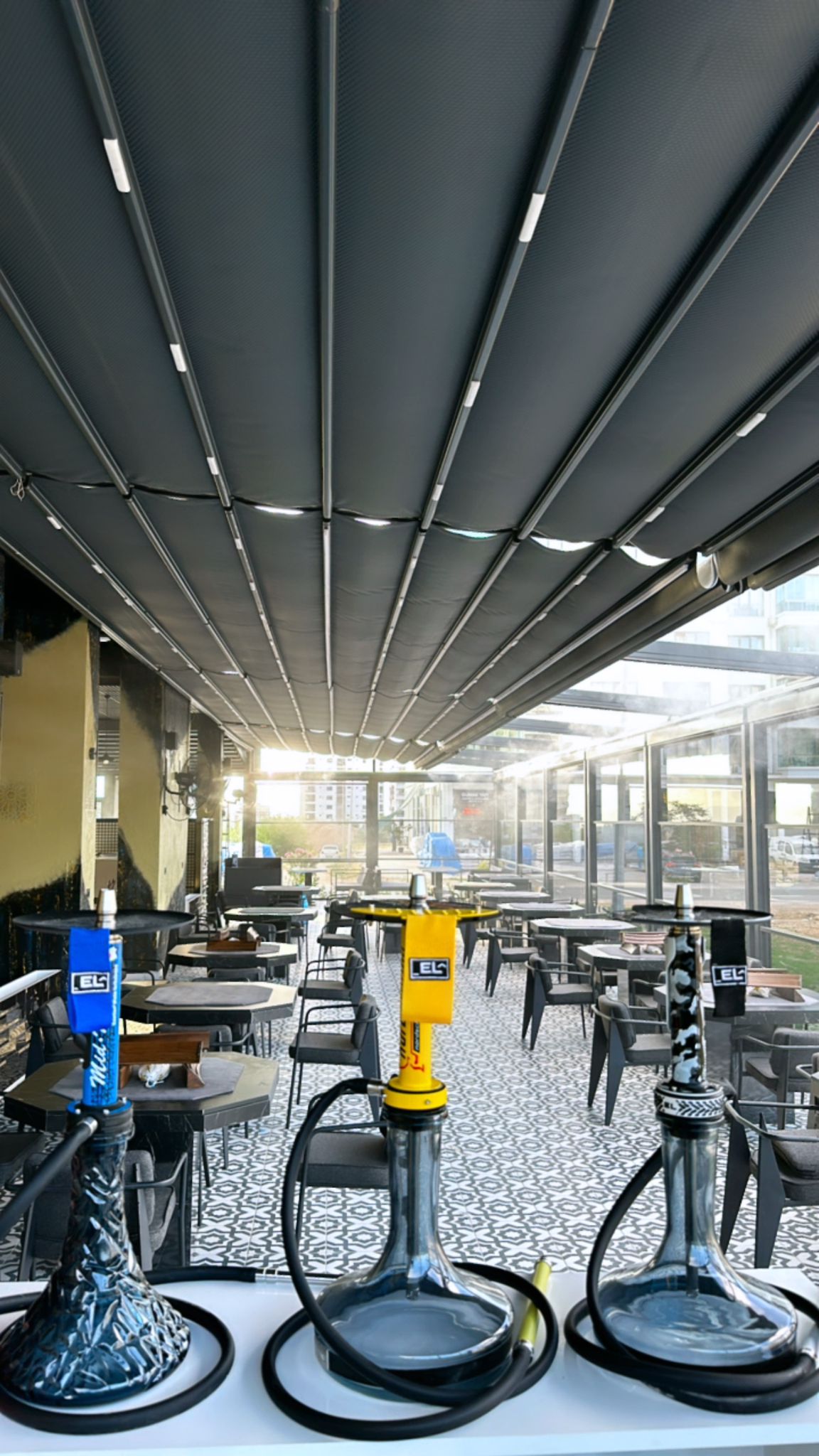 HUBBLE AND BUBBLE NARGİLE LOUNGE CAFE mekanı
