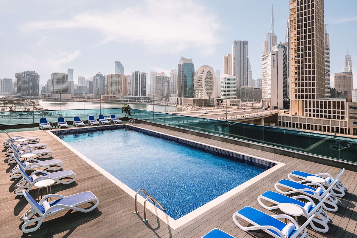 Radisson Blu Hotel, Dubai Canal View 3