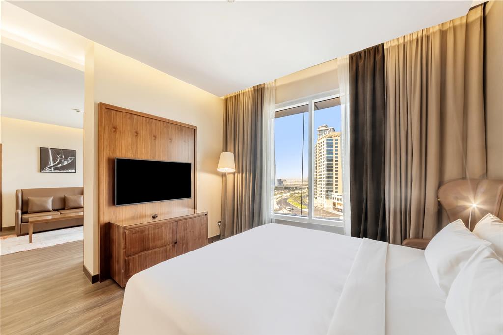 Radisson Blu Hotel, Dubai Canal View 2