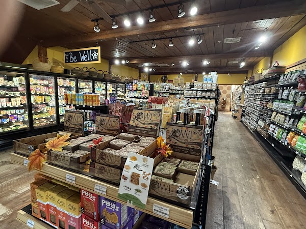 The Local Grocer Farm Cafe (formerly Table + Tonic)