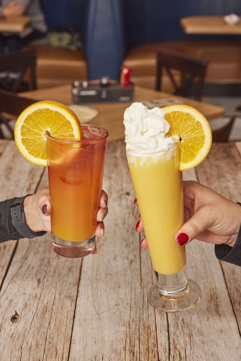 Broken Yolk Cafe photo 2