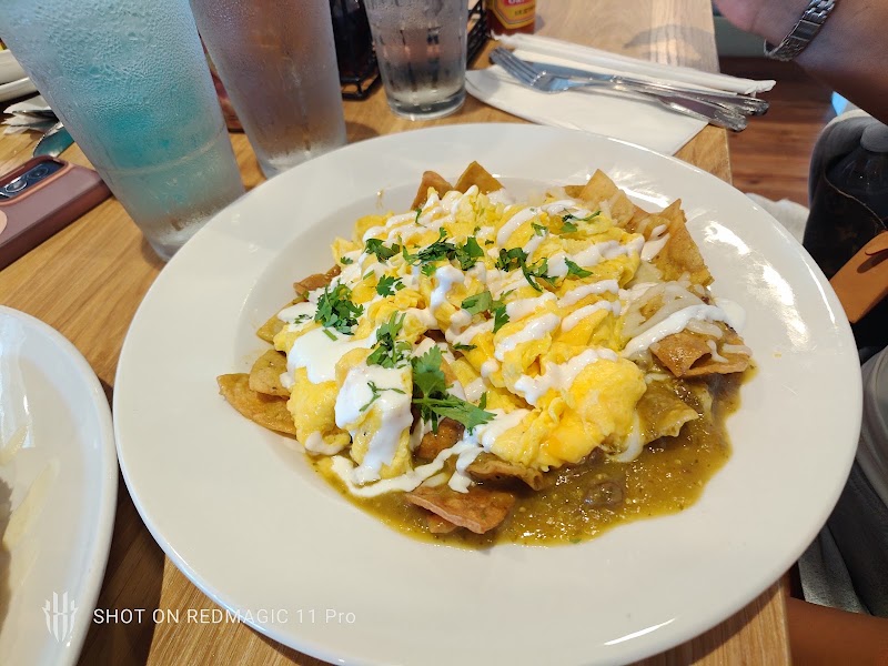 Broken Yolk Cafe photo 3