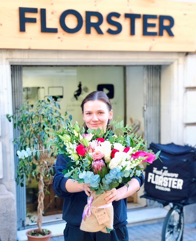 FLORSTER: Flores a domicilio en bici con video en Barcelona