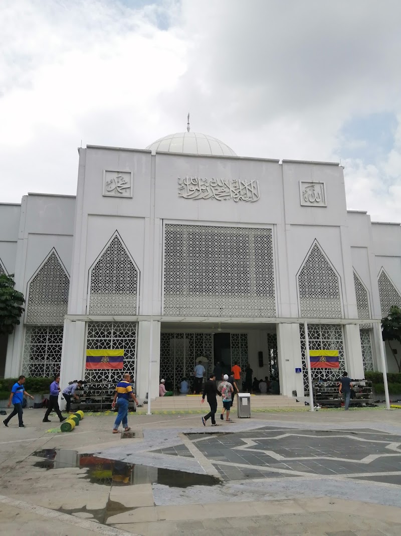 Masjid Jamek Abdullah Hukum @ KL Eco City photo 1