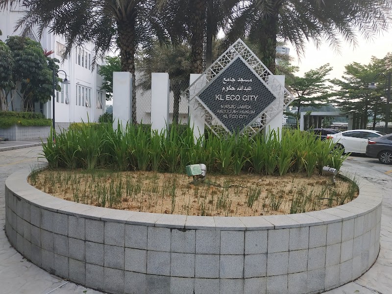 Masjid Jamek Abdullah Hukum @ KL Eco City photo 5