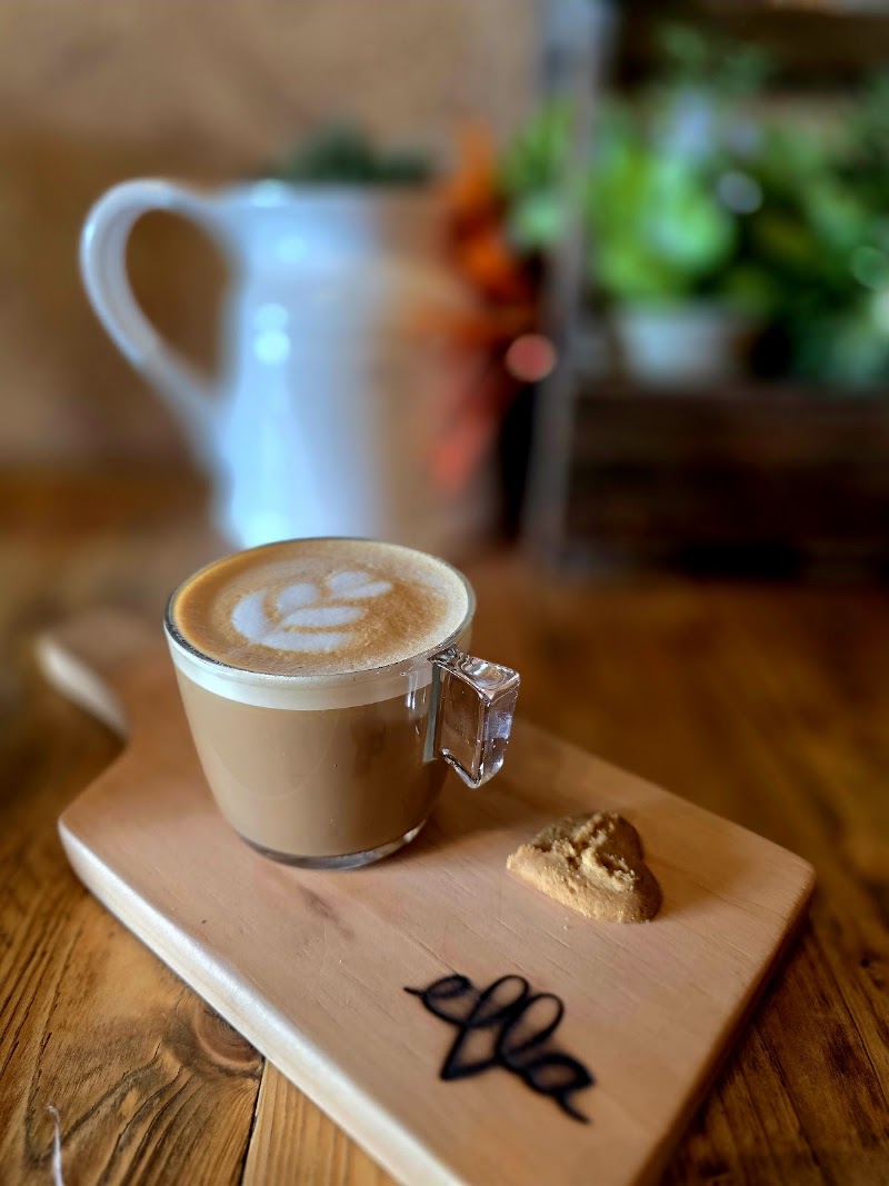 Ella Cafe - Plantation photo 3