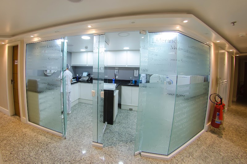 Dentista Niterói RJ - Clínica especializada em Implante dentário - Dr. Fabio David - foto 4