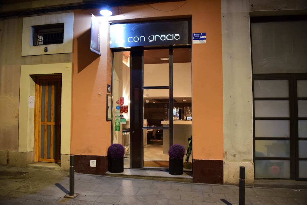 Con Gracia fotoğraf 1