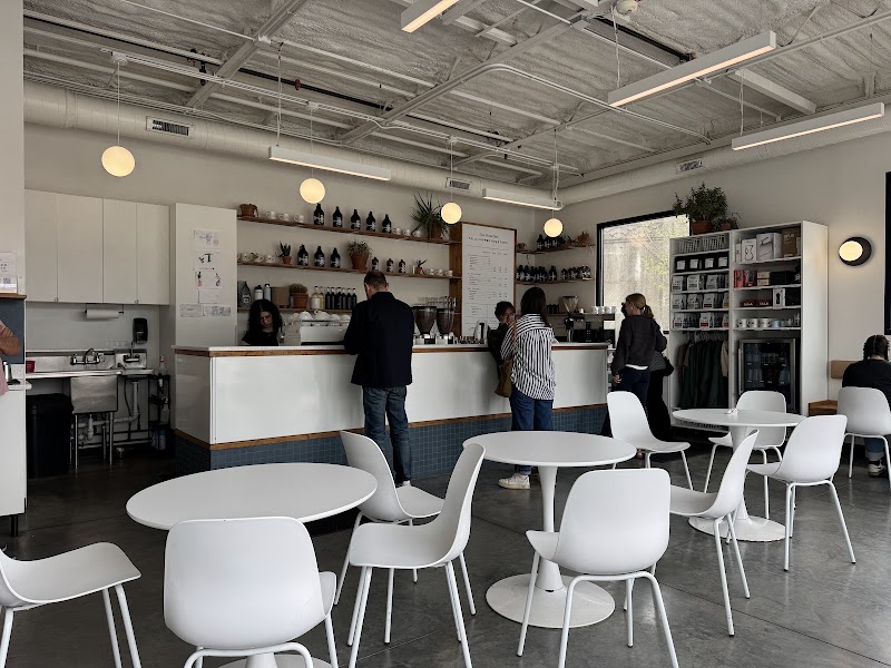 Tala Coffee Roasters - Winnetka Cafe photo 4