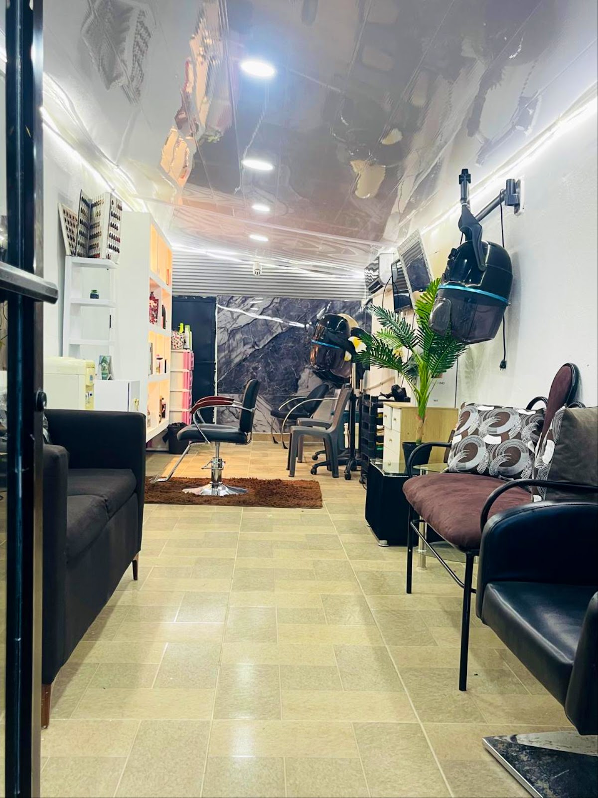 Salon Amalia - Imagen 1