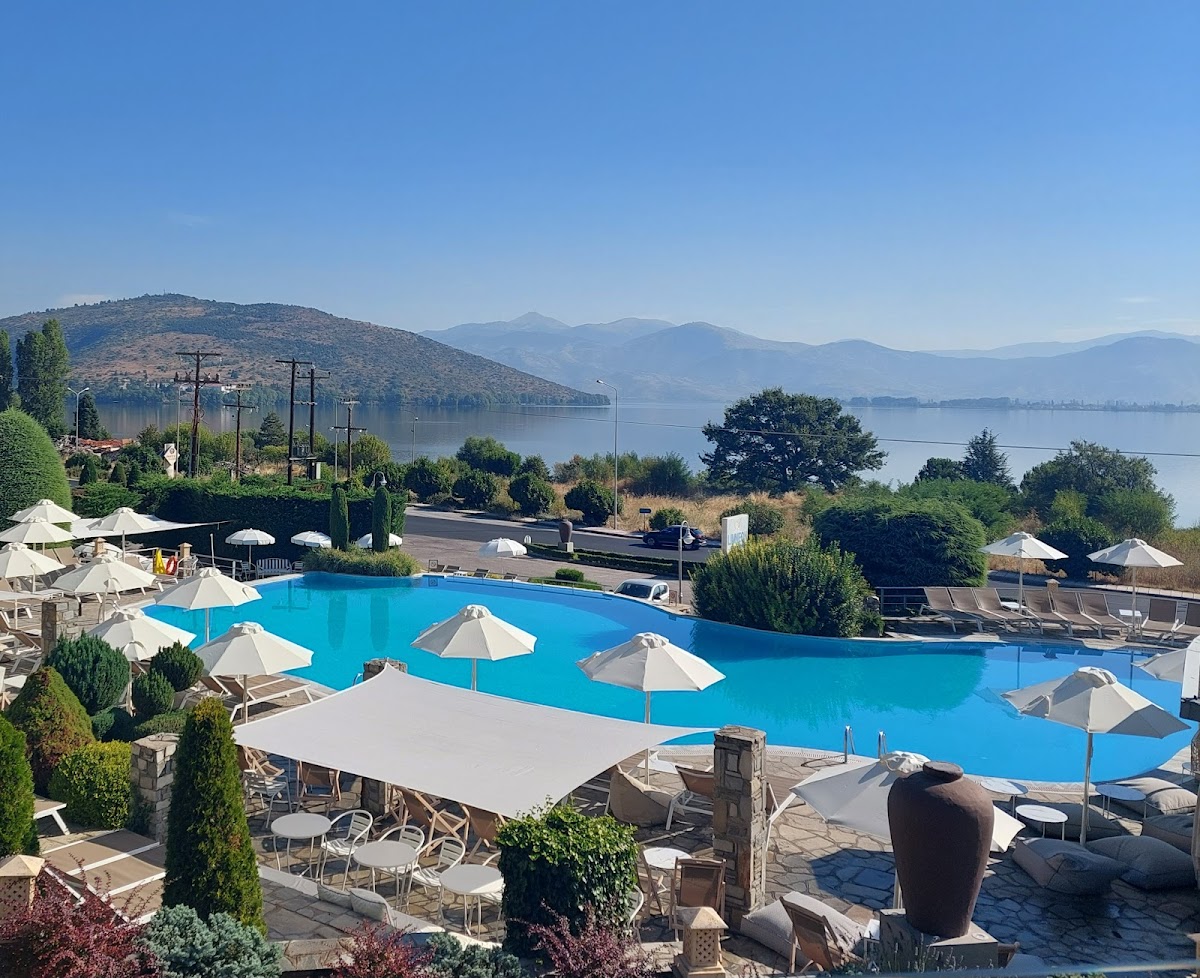 Limneon Resort & Spa — 4