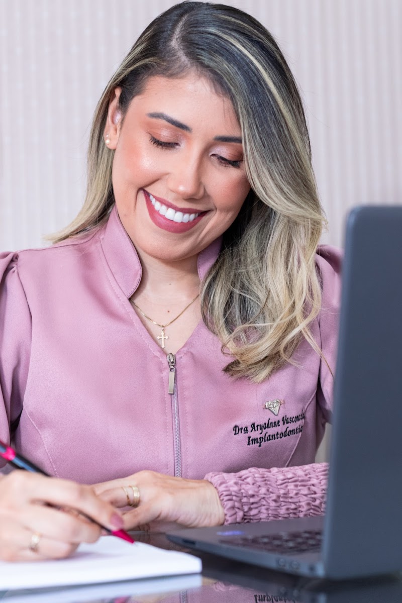 Dentista Bairro das Graças I Dra. Aryadnne Vasconcelos I Smart Odonto Recife - foto 3