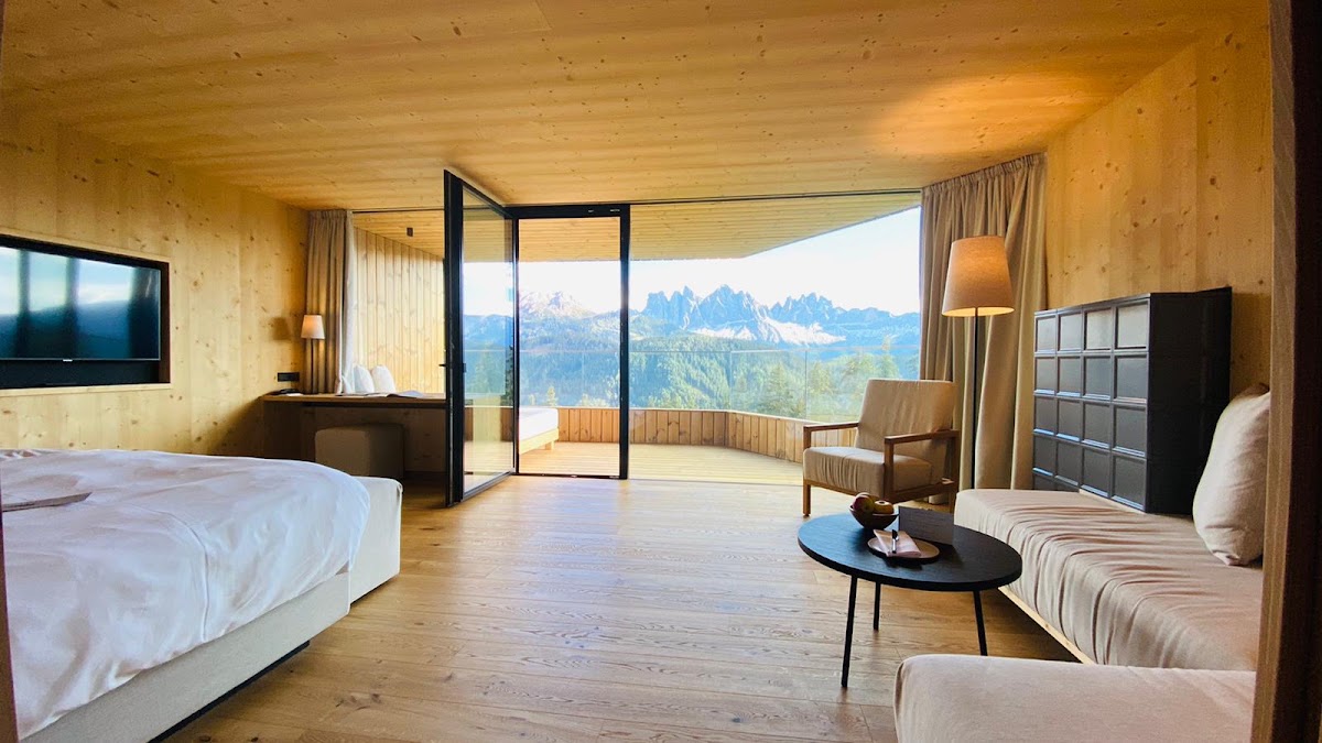 Forestis Dolomites hero