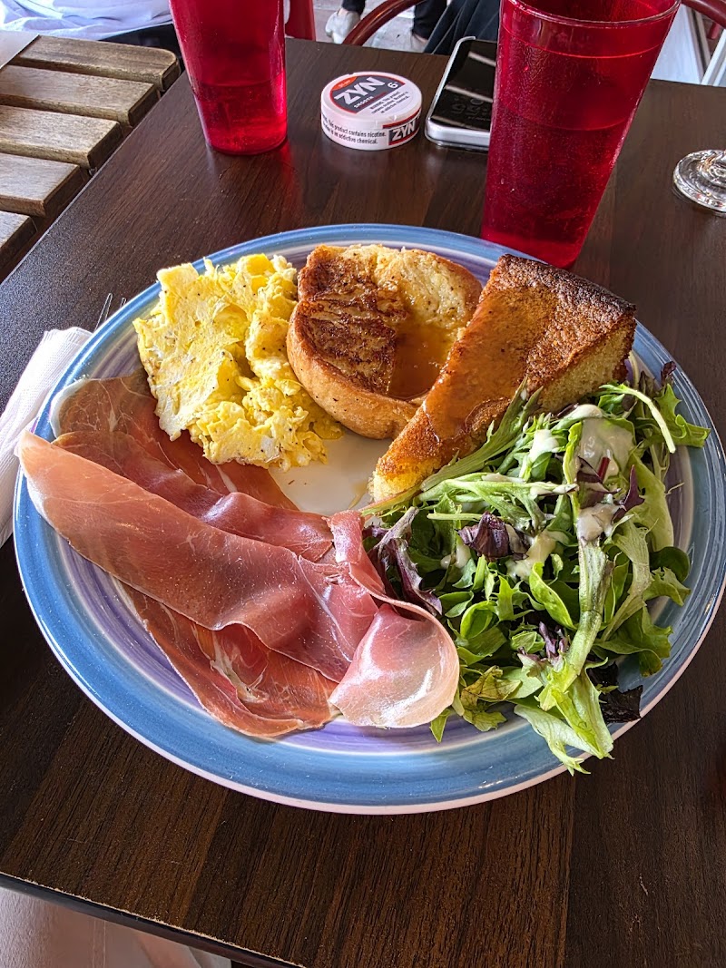 L'Atelier Café Palm Springs photo 3
