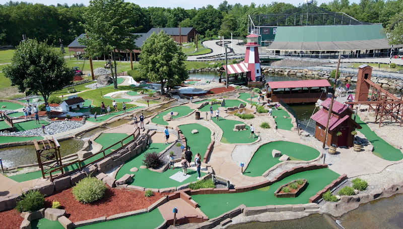 Mel's Funway Park banner
