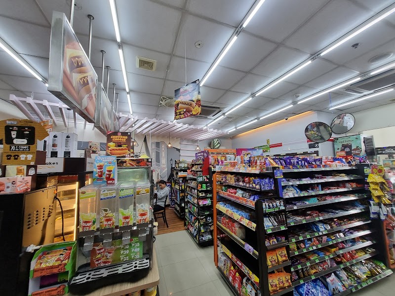 7-Eleven Dusit D2 (2824)
