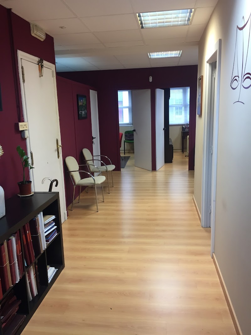 Bufete Abogado López-Turnes photo 2