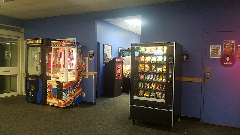 Back Alley Bowling - Northridge photo 8