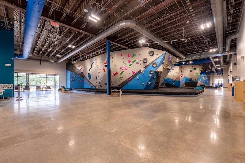 MW Climbing photo 4