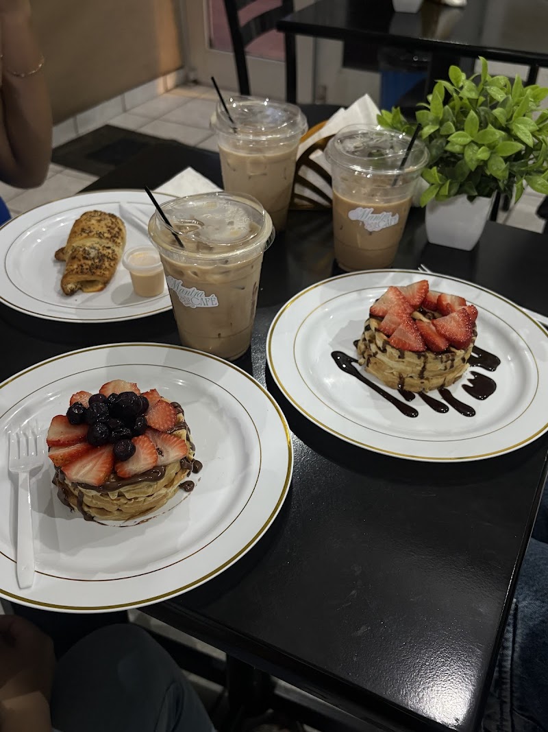 Mantra Café photo 4
