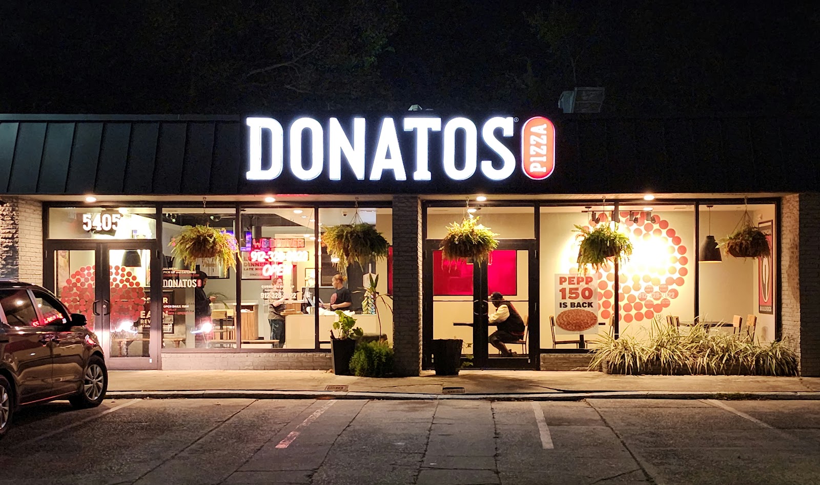 Donatos Pizza