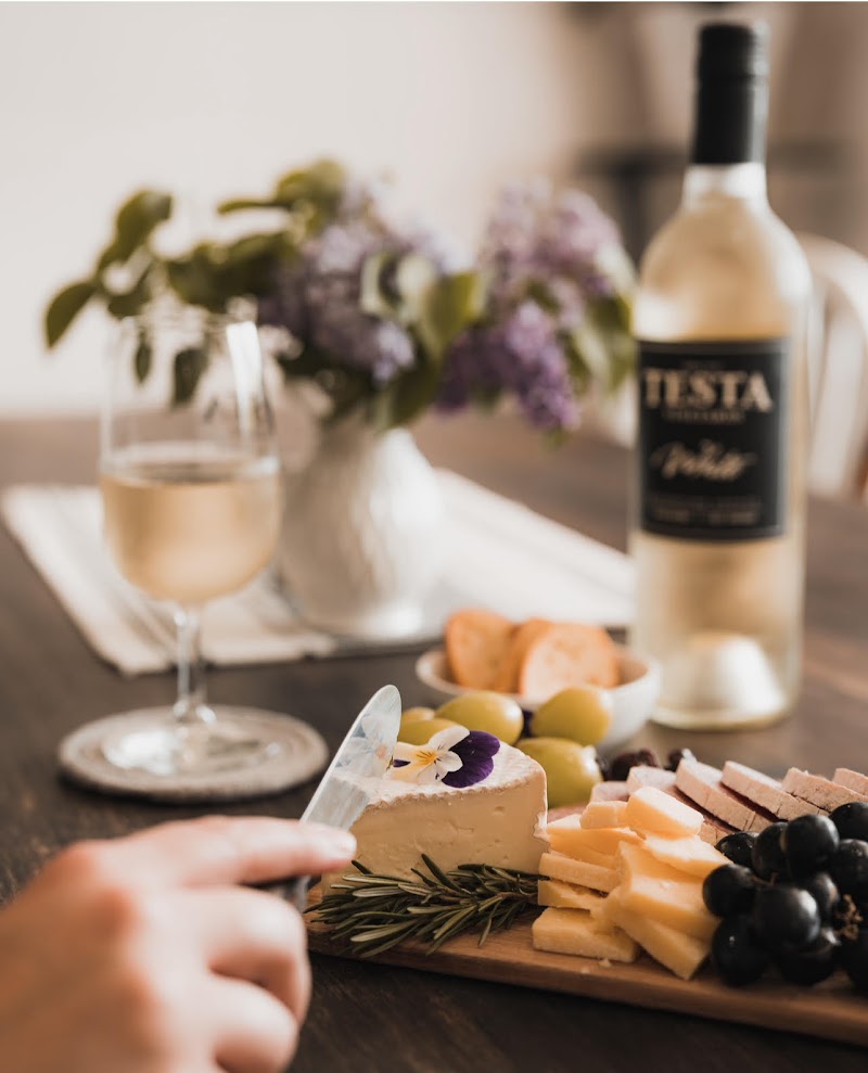 Testa Coffee & Wine Shop photo 2