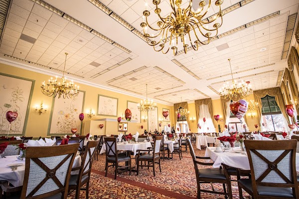 Photo by Treyton Oak Towers