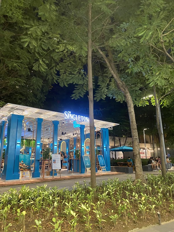 The Singleton BGC