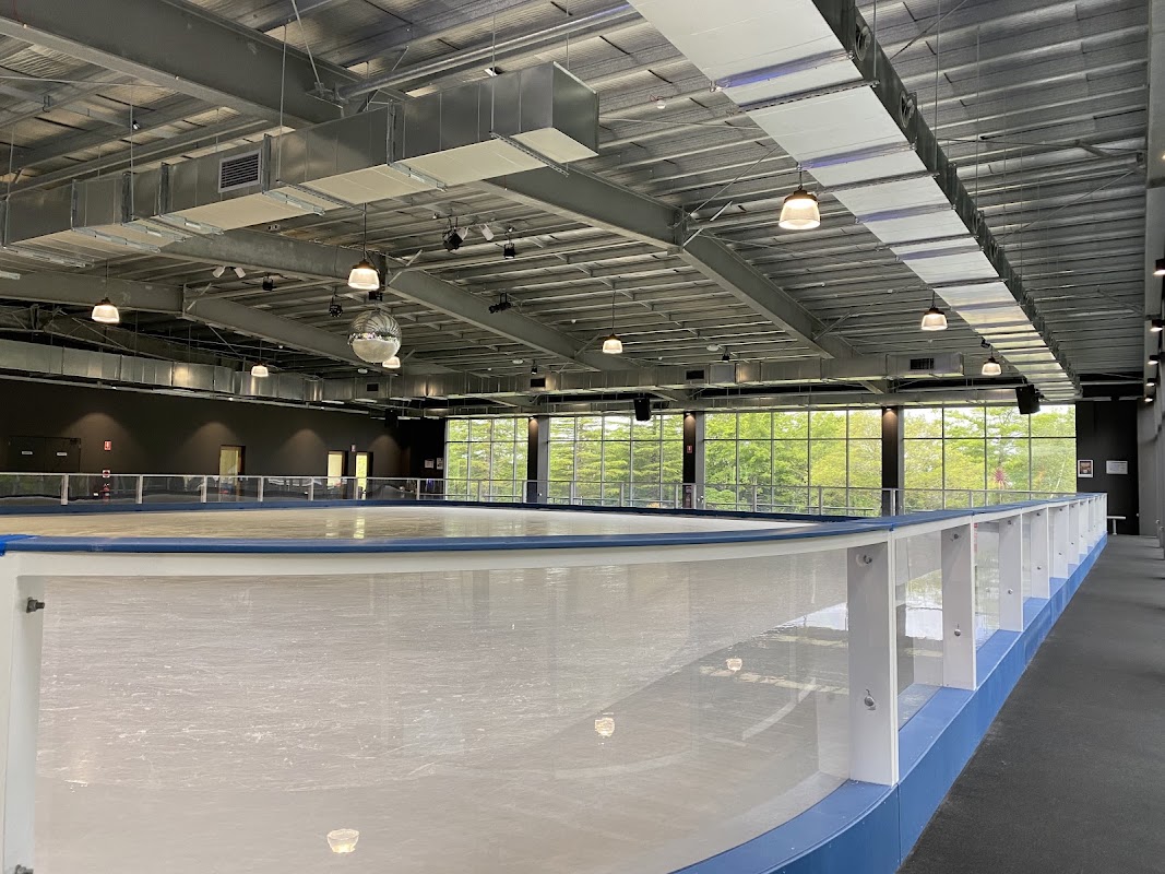Blue Mountains Ice Skating Rink exterior — Leura (Blue Mountains), NSW 2780, Australia