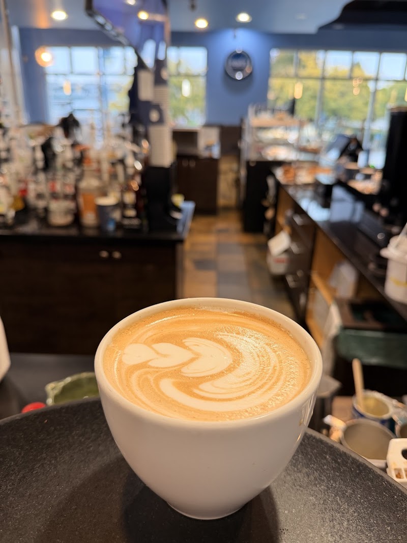 Waves Coffee House - Steveston photo 4
