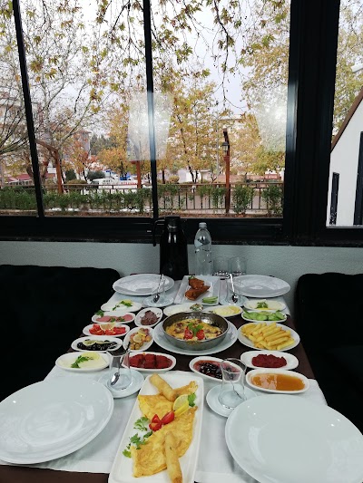 Çınaraltı Cafe Bistro - Restoran