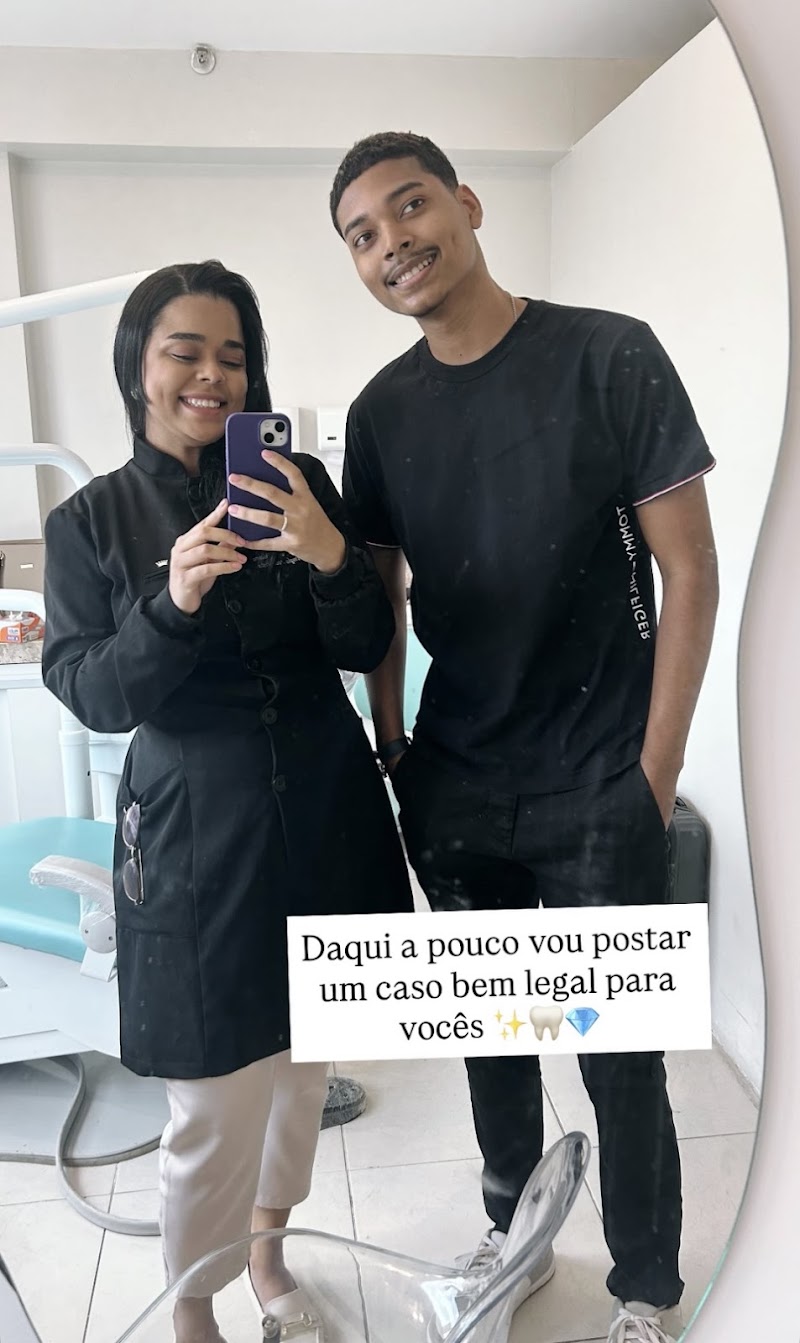 Dra. Jéssica Moura - Implantes Dentários - foto 3