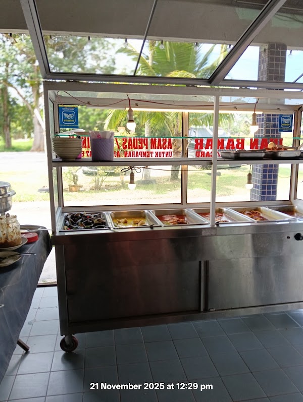 Selera Ikan Bakar Asam Pedas(masakan bugis)&Mee - Photo 1