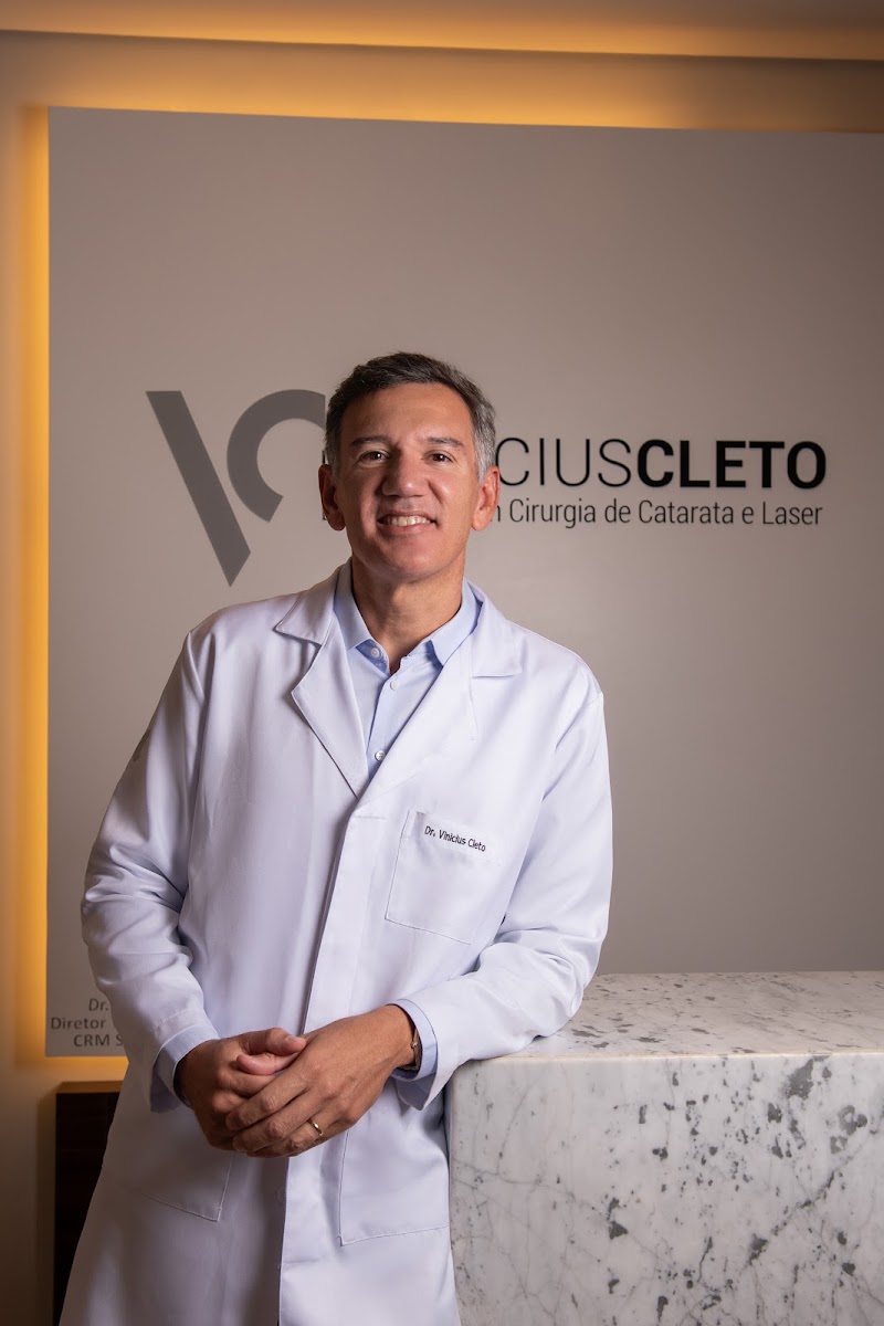 Dr. Vinícius Cleto | Oftalmologista